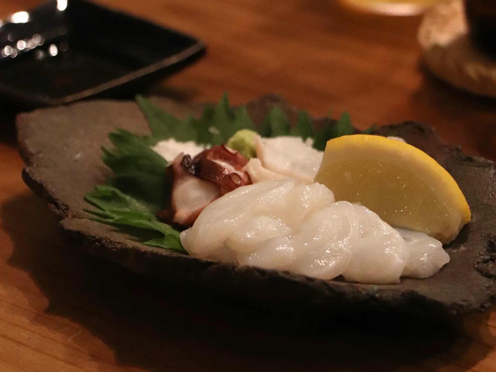 Subtle seasonal atmosphere in the space