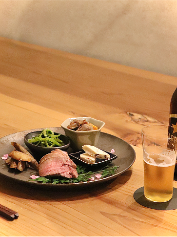 店主おすすめの料理盛り合わせプレート